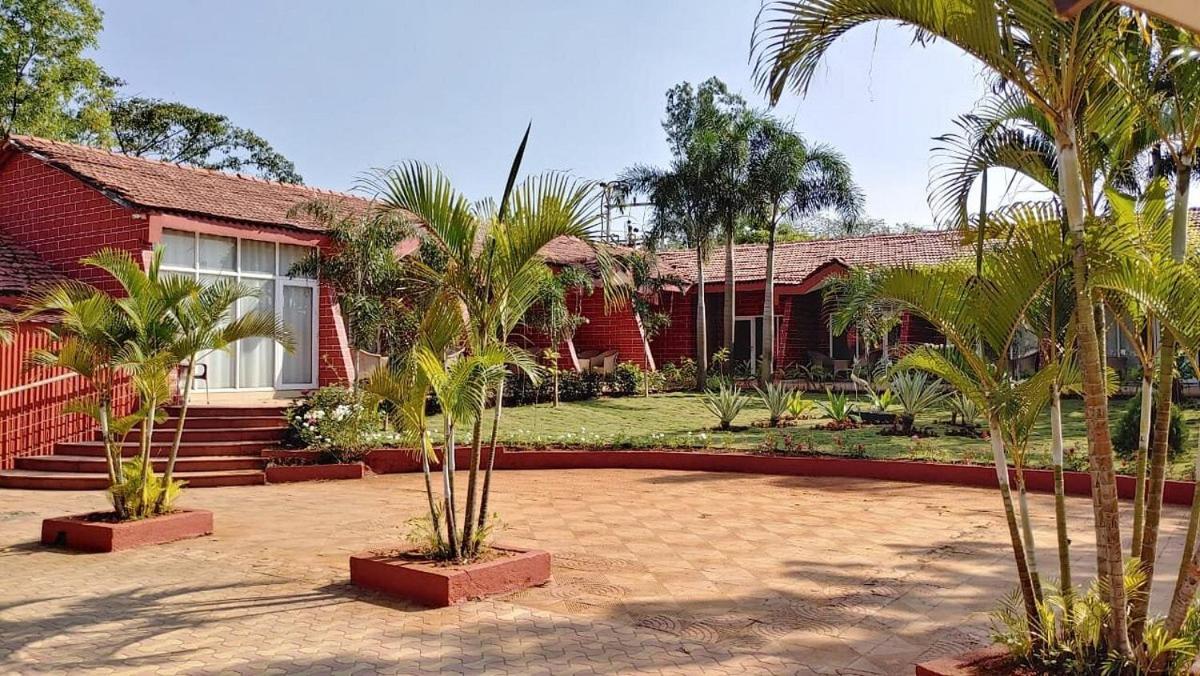 Whispering Woods Resort Lonavala Εξωτερικό φωτογραφία